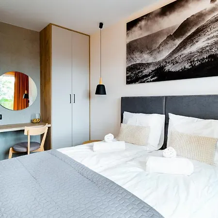 Good Time - Przy Dolinie Szczescia * شكلارسكا بوريبا